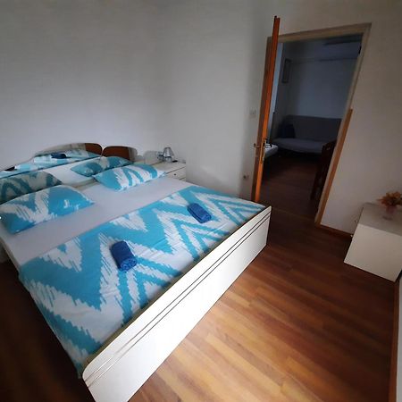 Apartments Brkovic Sukošan Szoba fotó
