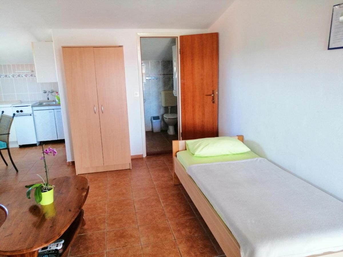 Apartments Brkovic Sukošan Kültér fotó