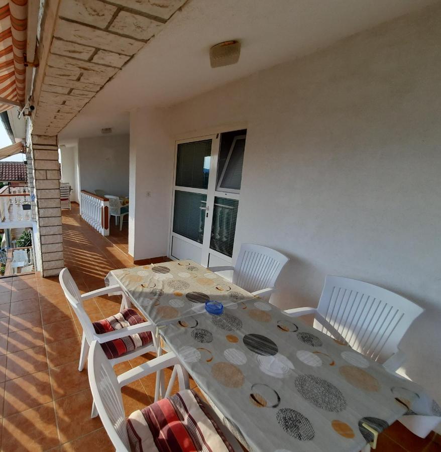 Apartments Brkovic Sukošan Kültér fotó